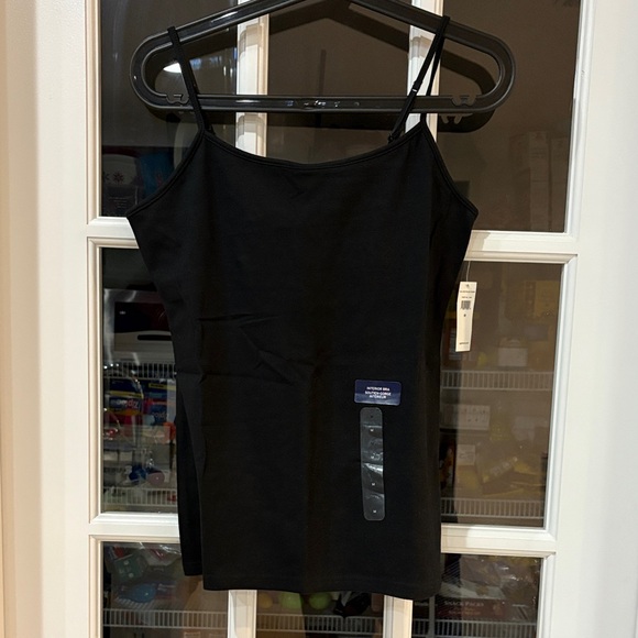 GAP Tops - GAP Built in Bra Camisole